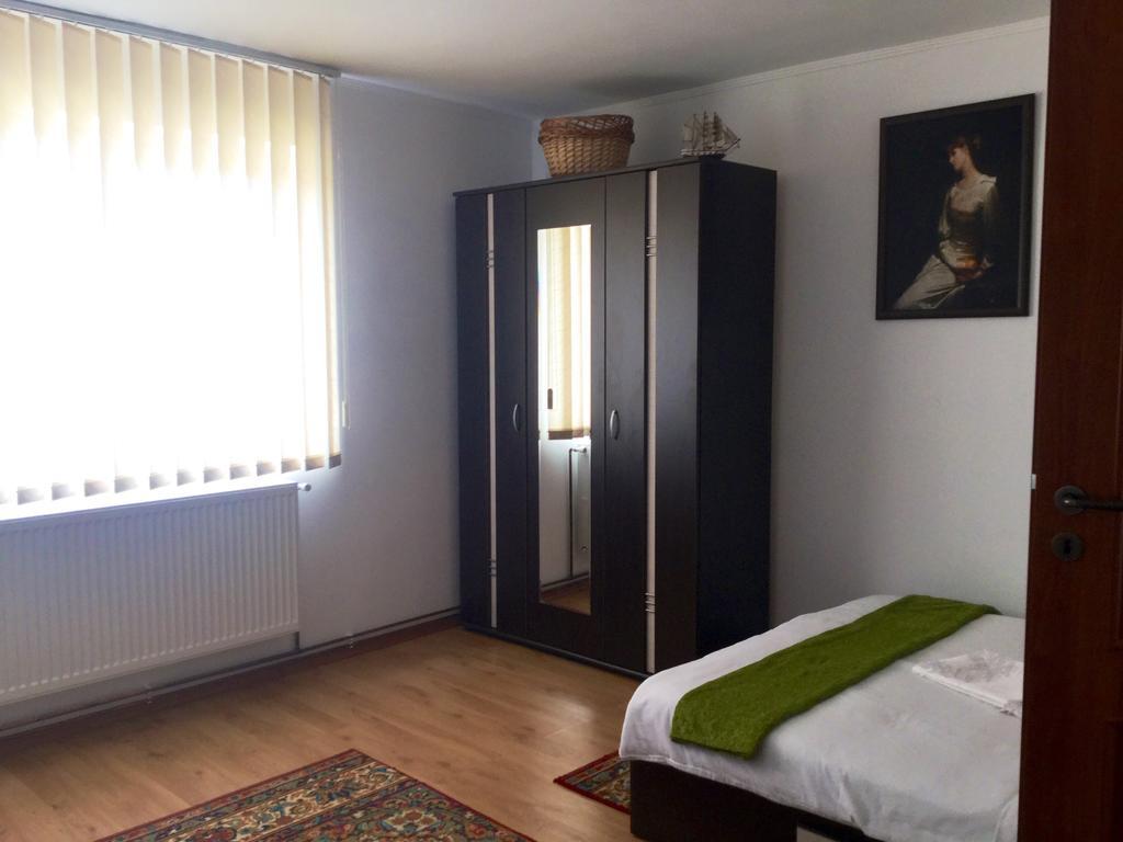 Casa Bella Turda Hotell Exteriör bild