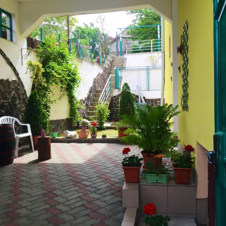 Casa Bella Turda Hotell Exteriör bild