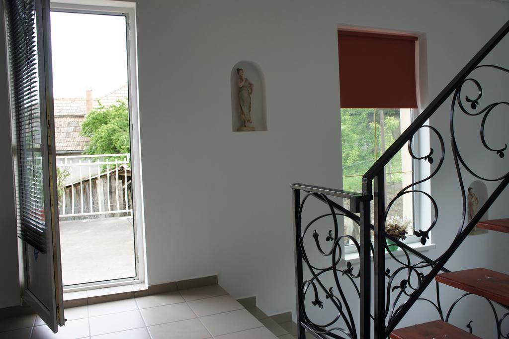 Casa Bella Turda Hotell Exteriör bild